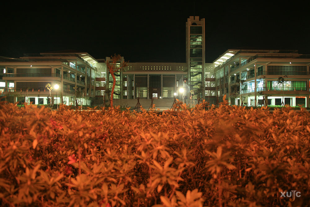人文大楼_校园风光-厦门大学嘉庚学院——这是一所不一样的大学