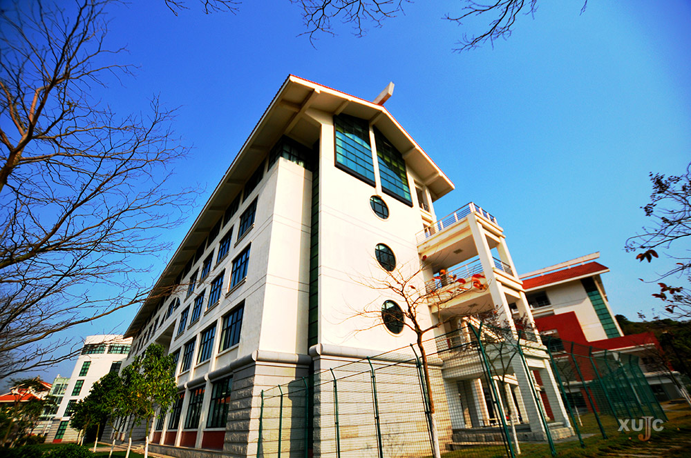 公共教学楼一号楼_校园风光-厦门大学嘉庚学院——这是一所不一样的