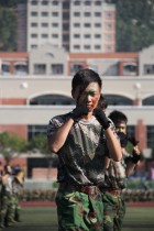 这一刻，我们是军人