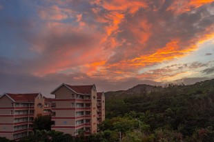 火烧云下的&ldquo;嘉园&rdquo;