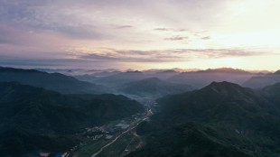 家乡：重温红色记忆