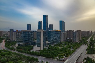 新长安的黄昏与蓝调