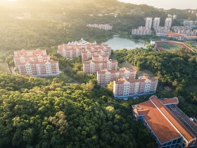 在&ldquo;嘉庚&rdquo;悠闲的下午