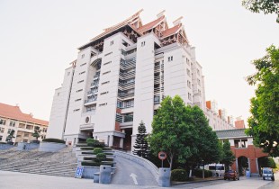 主楼与我的故事