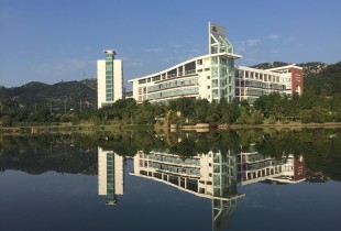 晨读&middot;静镜