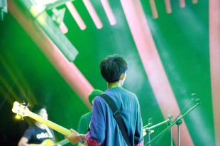 台上&ldquo;小巨人&rdquo;