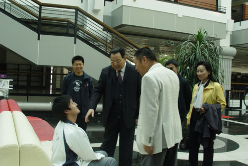 国防大学副政委李殿仁中将莅临我院视察指导-厦门大学嘉庚学院