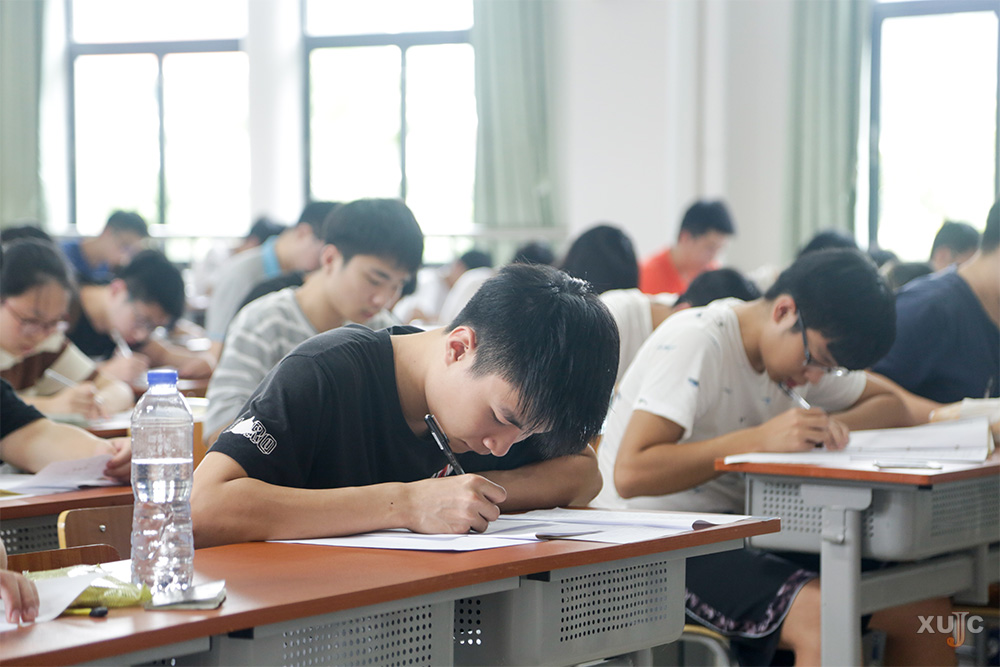 期末考试周来袭 诚信是道必答题_学校新闻-厦门大学嘉庚学院——这是一所不一样的大学